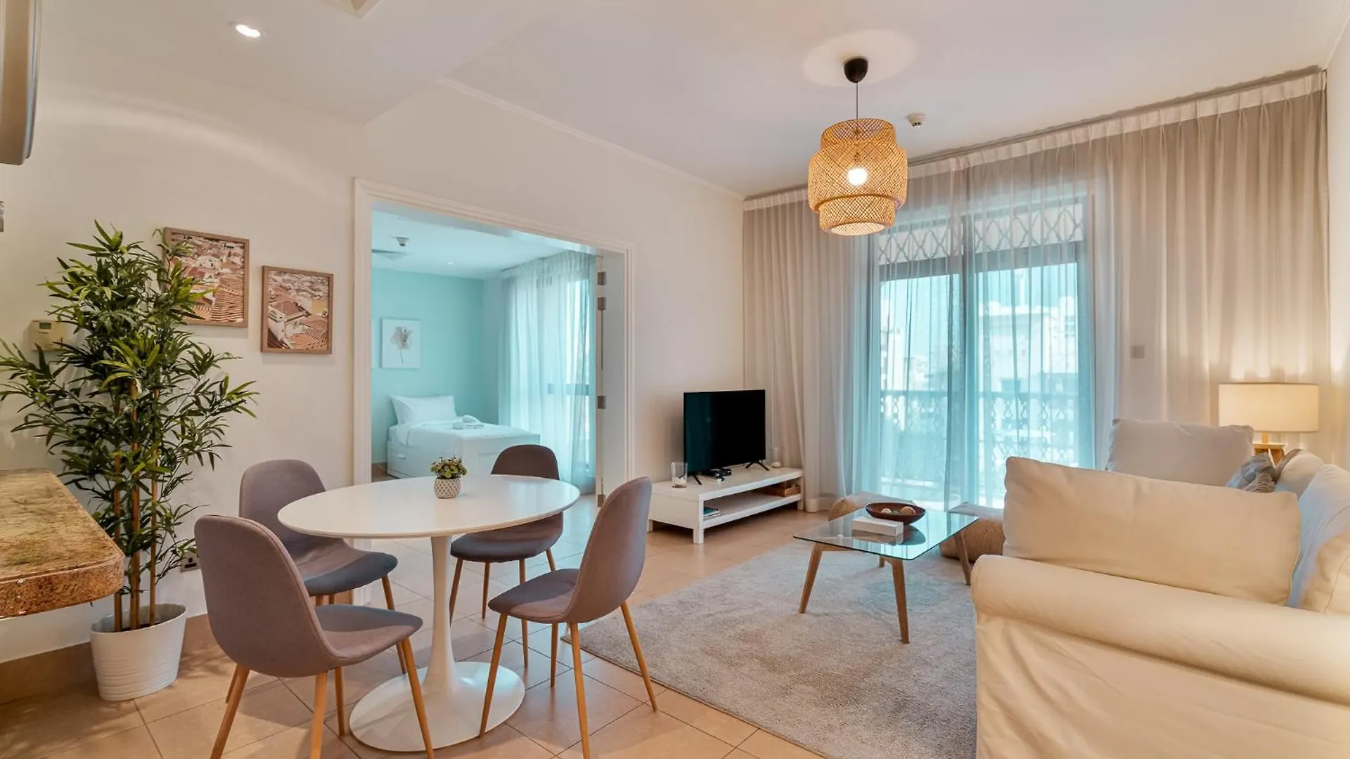 Ferienwohnung Downtown 2Br With Iconic Burj Khalifa Views Dubai Apartment