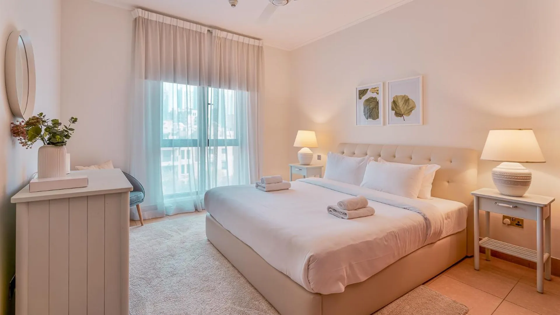 Apartment Ferienwohnung Downtown 2Br With Iconic Burj Khalifa Views Dubai