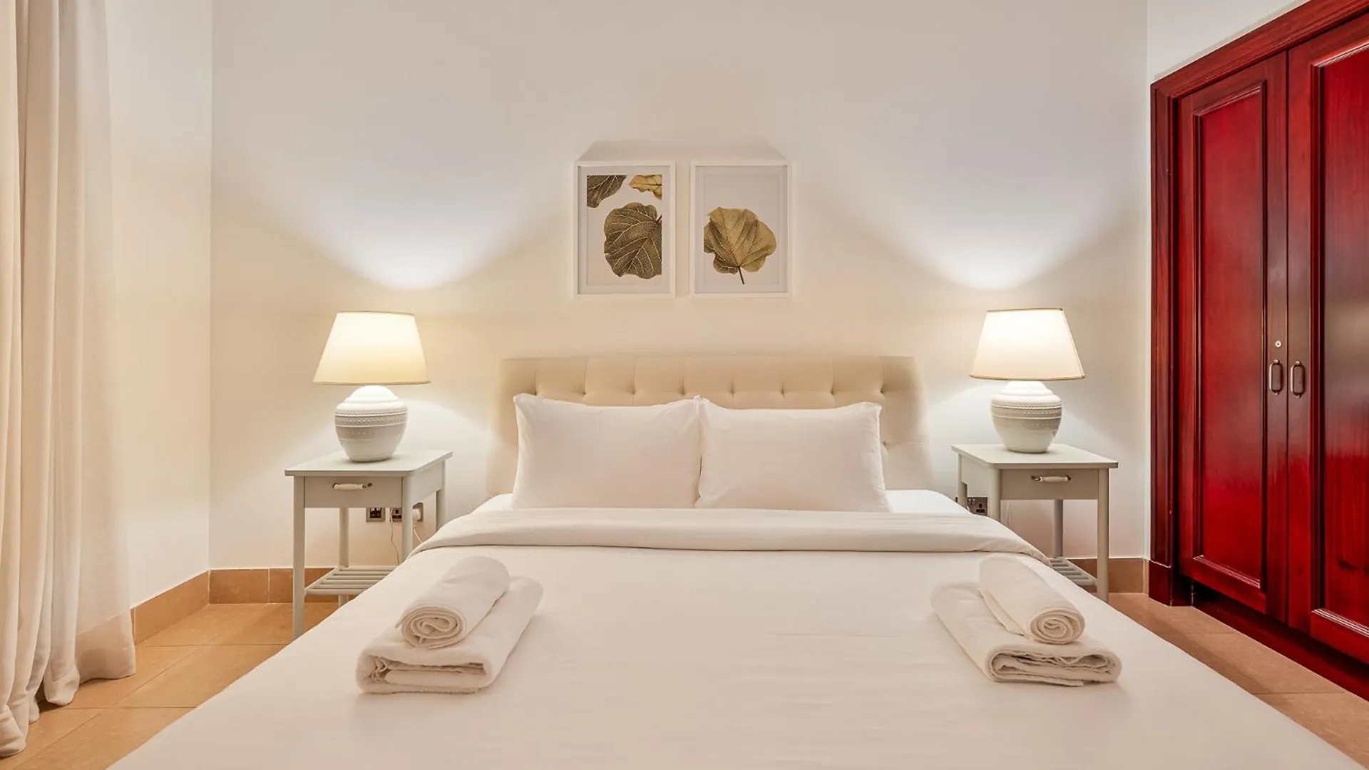 Ferienwohnung Downtown 2Br With Iconic Burj Khalifa Views Dubai